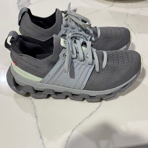On Running Cloudswift Gray and Light Gray Sneakers